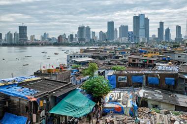 view-mumbai-skyline-slums-bandra-suburb_163782-2221