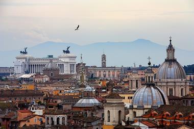 Italian business confiendce falls amid austerity programme