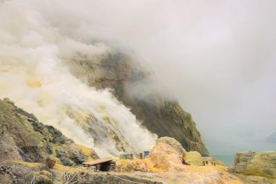 Sulfur mine