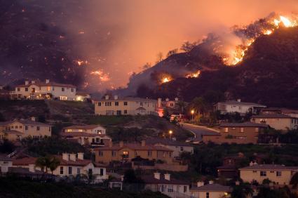 Homes threatened in the Santiago, California fire of October 2007