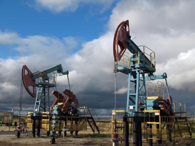 Oil pumps, West Siberia