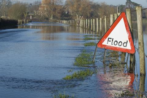 I stock flood sign